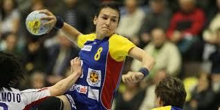 Se califică primele 3 din grupă şi apoi se formează 2 grupe. Prima Victorie A Romaniei La Campionatul European De Handbal Feminin Pro Agora