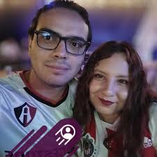 Krist Novoselic Bass Nirvana updated their profile picture.