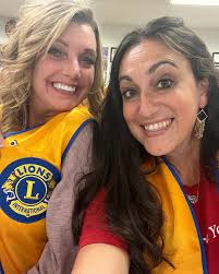 Lion Ivy Hunt's college friend achievement