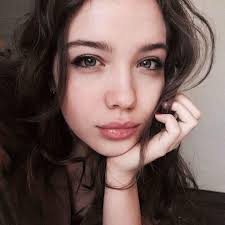 Malena narvay, actriz y cantante argentina. Malena Narvay Facebook