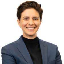 The one and only, Veronica Vilski!! If you're looking to build and scale  your Data & AI Literacy program, Veronica's the one you want in your  corner!