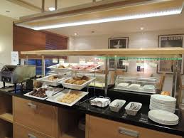 Holiday inn express amsterdam arena towers is located in the center of amsterdam southeast, the most dynamic entertainment area of that part of amsterdam. Breakfast Spread Bild Von Holiday Inn Express Amsterdam Schiphol Hoofddorp Tripadvisor