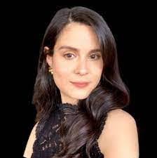 Diana Colby's Instagram, Twitter & Facebook