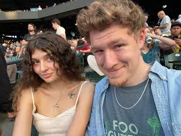 Fans meet the voice before traces debuted