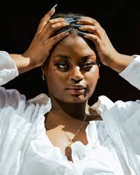 Lauryn Jones (@saint_lauryn) • Instagram photos and videos