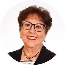 Charlotte Washburn's Instagram, Twitter & Facebook