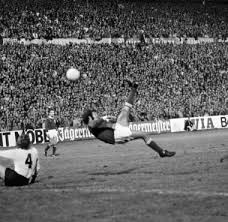 Als torwarttrainer begann er als bei seinem letzten verein als aktiver, dem fc luzern. Legenden Archives Fc Luzern