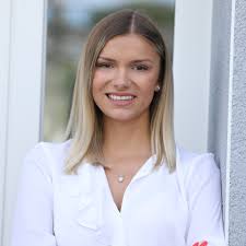 Wir beraten sie beim kauf und verkauf ihrer häuser und wohnungen. Kathrin Machura Immobilienkauffrau Renate Weber Immobilien Xing