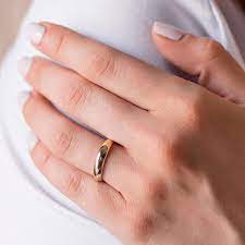 Mens Wedding Band 14k Couple Rings Classic Wedding Band Etsy Aliancas De Casamento Maos Com Alianca Alianca De Casamento Ouro