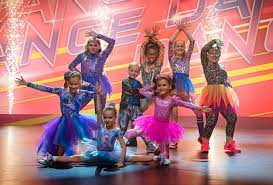 Feel The Beat In 2020 Sofia Carson Special Pictures Beats