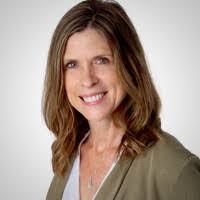 Amy Purvis's Instagram, Twitter & Facebook