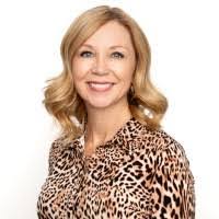 Kerry Weiss's Instagram, Twitter & Facebook