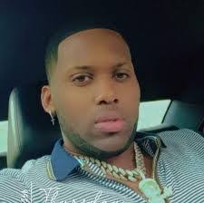 Randy Gaddy's Instagram, Twitter & Facebook