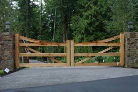 Custom Wood Ranch Style Vehicle Gate Rustic Seattle Wood Swing Automated Ranch Gate Pnw Wooden Gates Driveway Ranch Entrance Ideas Farm Entrance