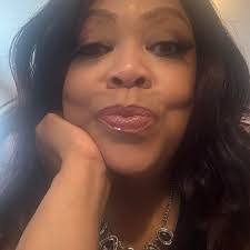 Karen Minor's Instagram, Twitter & Facebook