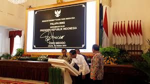 Untuk memastikanya sobat bisa masuk ke interface wifi di hp dan cek ip gateway, jadi secara umum ip gateway menjadi gerbang untuk mengakses modem. Utilitas Palapa Ring Rendah Ekonomi Dan Bisnis Majalah Tempo Co