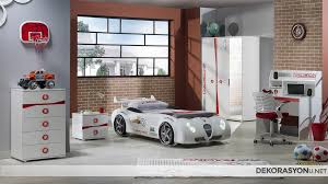 Saklanabilir baza seçenekleriyle sadece yatak olarak. Kirmizi Beyaz Bellone Genc Odasi Ev Dekorasyonu