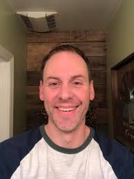 Now beardless due to COVID-19) Respiratory Equipment Manager/Respiratory  Therapist. My wife Jamie works in the ER as a secretary. Stay safe everyone  and keep up the fight ❤️