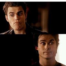 Irem Nur Sohtorik Adli Kullanicinin Tvd Panosundaki Pin Vampirler Film Resimler