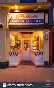 Pop's barber shop is a small barbershop in harlem owned by pop, where luke cage begins to work after returning to harlem. Storefront Barber Stockfotos Und Bilder Kaufen Alamy