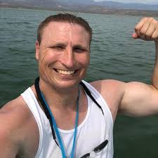 A friend of mine sent me this. Yes, ladies-RUN! I dated this man several  years ago- I was told he had one child, he was in the military,he had his  own home,