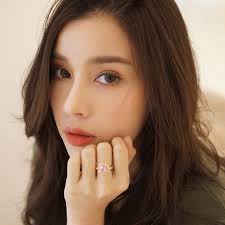 vill wannarot sonthichai ว ว วรรณรท สนธ ไชย น กแสดงหญ ง นางแบบ คนด ง