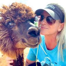 the real erin hefner (@HefnerErin)