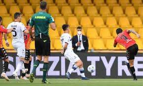 Compare gianluca lapadula to top 5 similar players similar players are based on their statistical profiles. Crotone 92 Gol Subiti In Serie A Record Negativo Del Casale Battuto Dopo 87 Anni