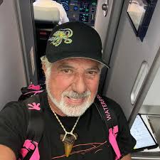 missing pips dinner and comedy club