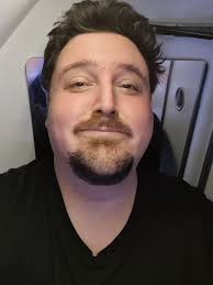 How to design a striking move poster: Guide and examples