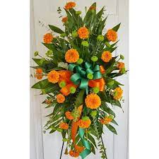 Mar 29, 2021 · from casket choices to funeral flowers, the funeral directors at park funeral home provide individualized funeral services designed to meet the needs of each family. Orange And Green Spray Tallahassee Florist Flowers Tallahassee Fl 32308 32303