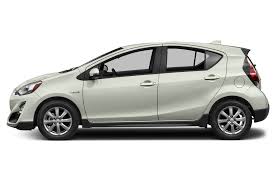 Three generations later it costs $24,000, tips the scales at 3,050lbs listing for $1,000 less than the original prius and weighing a svelte 2,500lbs, the baby prius delivers 53/46mpg of hatchback hybrid love. 2017 Toyota Prius C Specs Price Mpg Reviews Cars Com