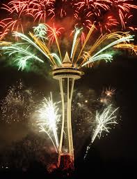 Independence Day Fireworks At The Space Needle Seattle Washington Fireworks Independence Day Fireworks Space Needle