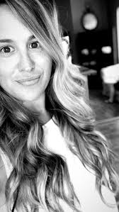 Profile for Brandi Sowell at Hive Salon Studios