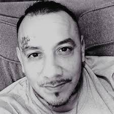 Patrick Valdez (@pollo_so_loko)