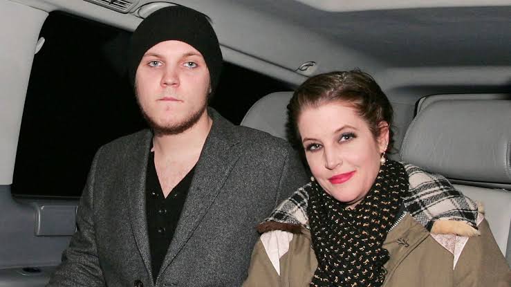 Elvis Presley's grandson Benjamin Keough dies at 27 - ABC News