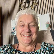 Kieran Trippier down with a cut head.