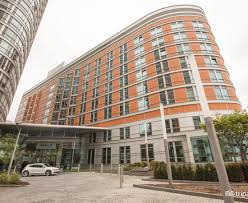 Apartment new providence wharf is situated on new providence wharf block d, flat 931 in canary wharf and docklands district of london in 13.7 km from the centre. Radisson Blu Edwardian New Providence Wharf Hotel London What To Know Before You Bring Your Family