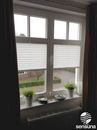 Wie Ware Es Mit Einem Neuen Modernen Sichtschutz Am Fenster Weisse Plissees Der Marke Sensuna Und F Fenster Plissee Bauernhaus Wohnzimmer Sichtschutz Fenster