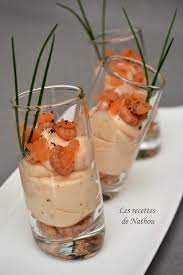 Des Petites Verrines Tres Simples Et Rapides A Realiser Pour Vos Aperos Festifs Ing Verrine De Mousse De Saumon Mousse De Saumon Fume Verrine De Mousse