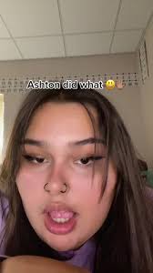 WHATS THE TEAAAAAA #5secondsofsummer #5sos #ashtonirwin #girlfriend