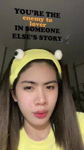 Abby Montano En La Sala