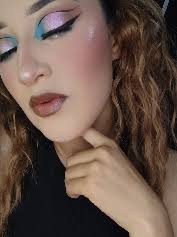 Tutorial Maquillaje azul 🩵 @Yaneli Gutiérrez #social #glamm #makeup  #brillo #azul #tutorial #viral #videos #tiktok #parati
