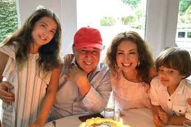 She is thalía's oldest daughter with her husband, tommy mottola. Thalia And Tommy Mottola S Children Matthew Alejandro And Sabrina Sakae Mottola Sodi