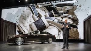 Presentation De La Mercedes Benz Maybach S600 Au Salon De L Auto A Los Angeles Mercedes Mercedesbenz Mb Maybach S600 Mercedes Maybach Mercedes Maybach S600 Mercedes Benz Maybach