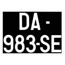 Chez feu vert, nous vous proposons des plaques d'immatriculation auto en aluminium ou en plastique. Plaque Immatriculation De Collection Alu 275 X 200 Mm Feu Vert