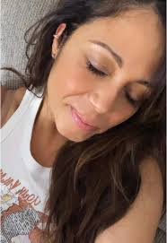 Jessica Elms's Instagram, Twitter & Facebook