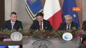 Fine della sezione dei tweet. Giuseppe Conte La Conferenza Stampa Di Fine Anno Sul Governo In Diretta Corriere It