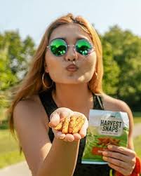 Amazon.com: Harvest Snaps Veggie Chips (Black Pepper Snack Crisps)