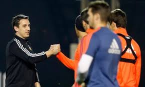 A valencia legend says gary neville should apologise and resign. Gary Neville S Valencia Hold Real Madrid To Thrilling Draw La Liga The Guardian